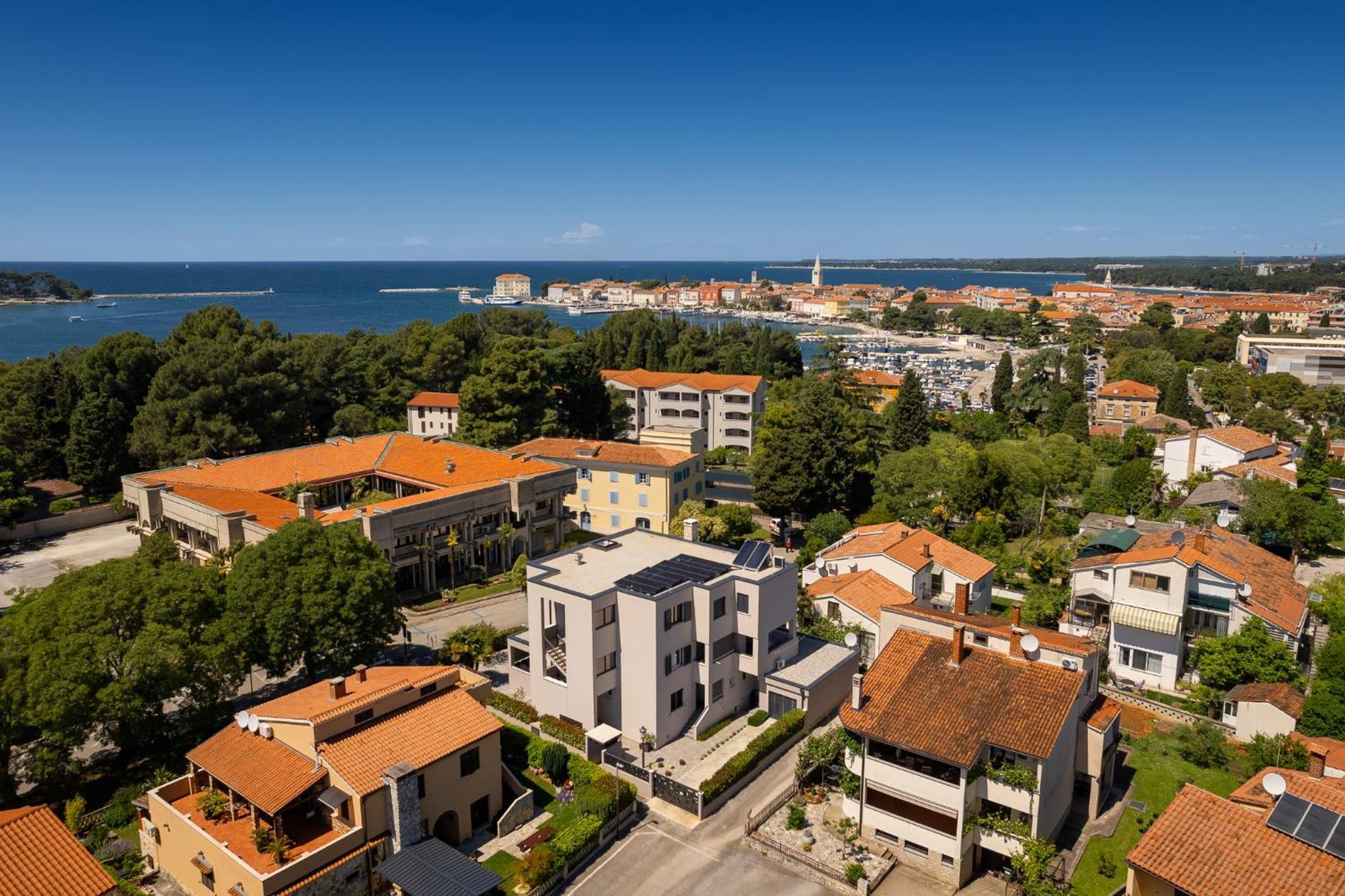 Maneo Lux Apartman *